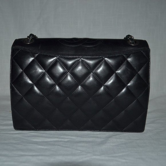 Chanel Black Quilted Leather Silver CC Hardware Shoulder Chain Strap Han… - Picture 3 of 13